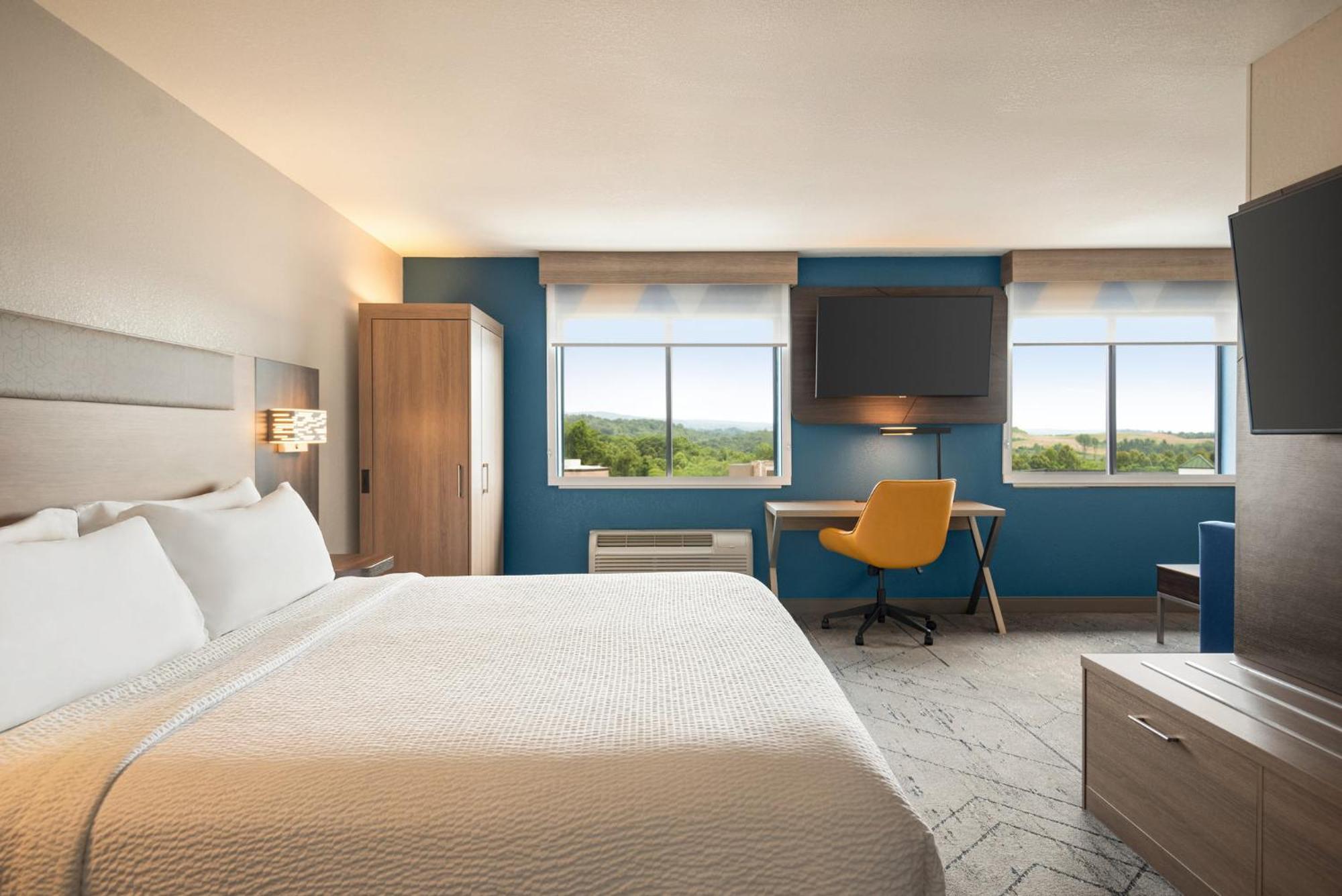 Holiday Inn Express Morgantown By Ihg Exterior photo