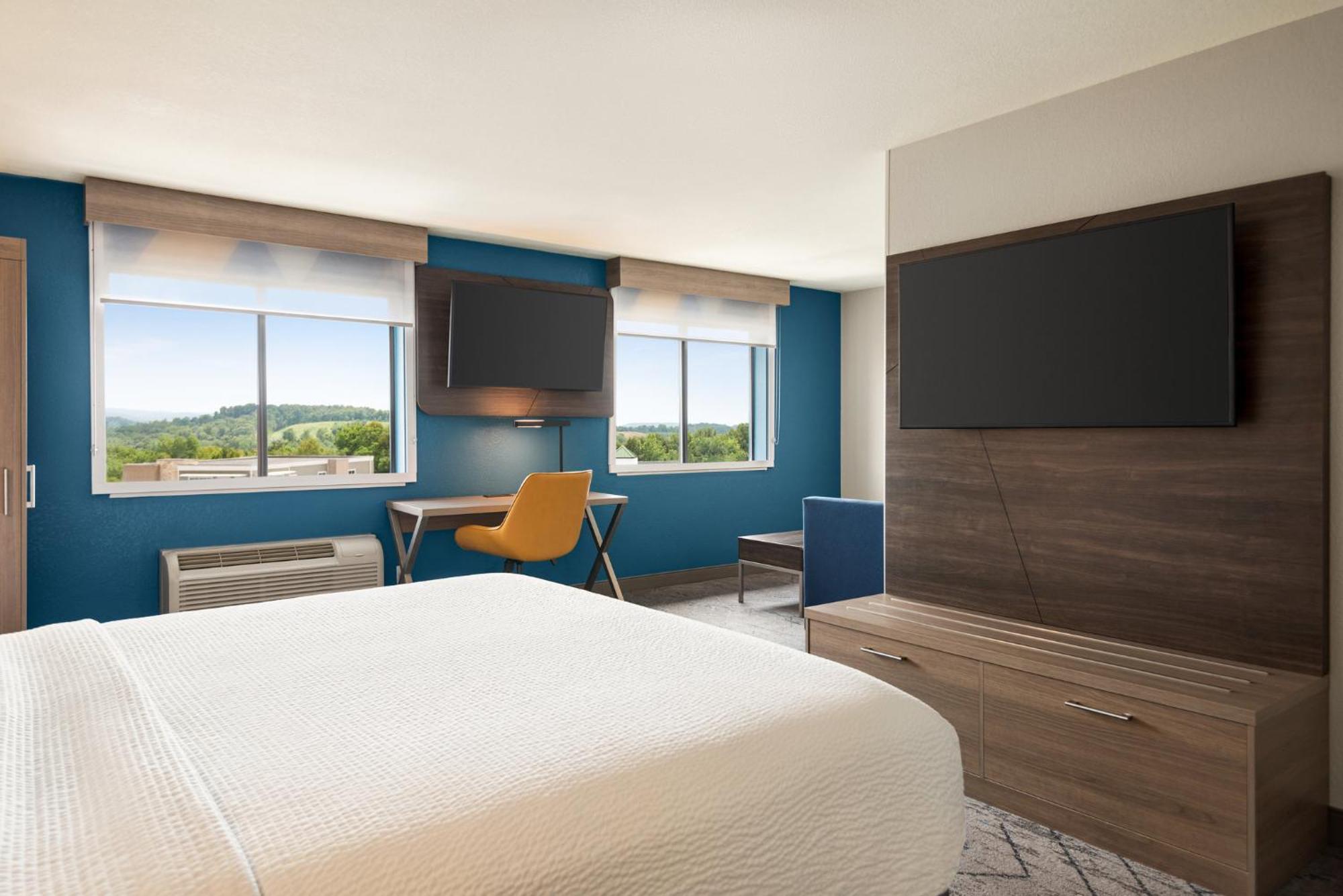 Holiday Inn Express Morgantown By Ihg Exterior photo