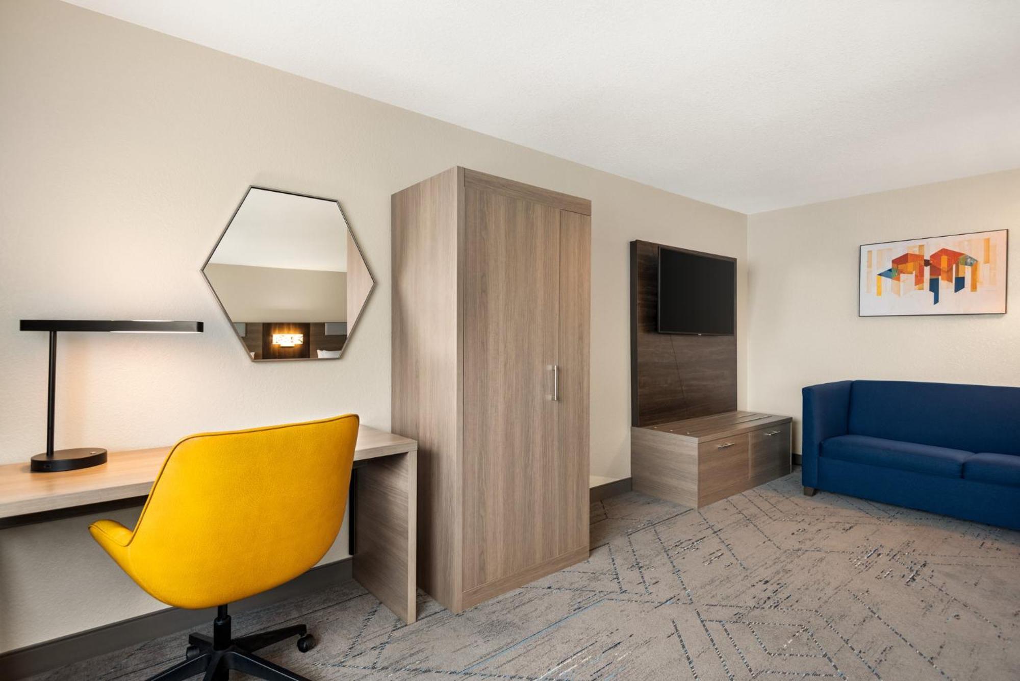 Holiday Inn Express Morgantown By Ihg Exterior photo